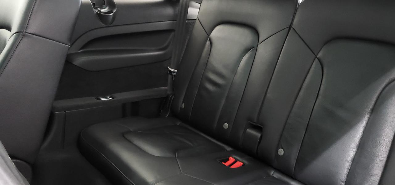 Audi Q7  2015
