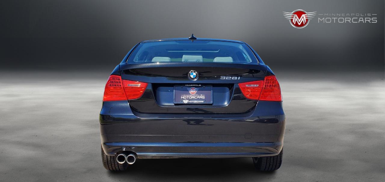 BMW 328i xDrive  2011