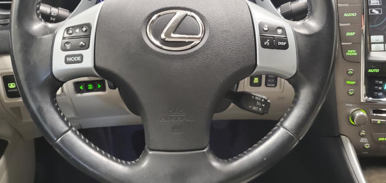 Lexus IS 250  2011
