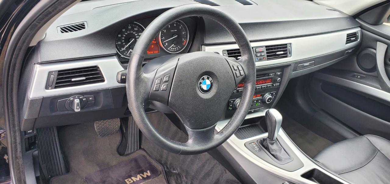 BMW 3-Series 328i xDrive 2010