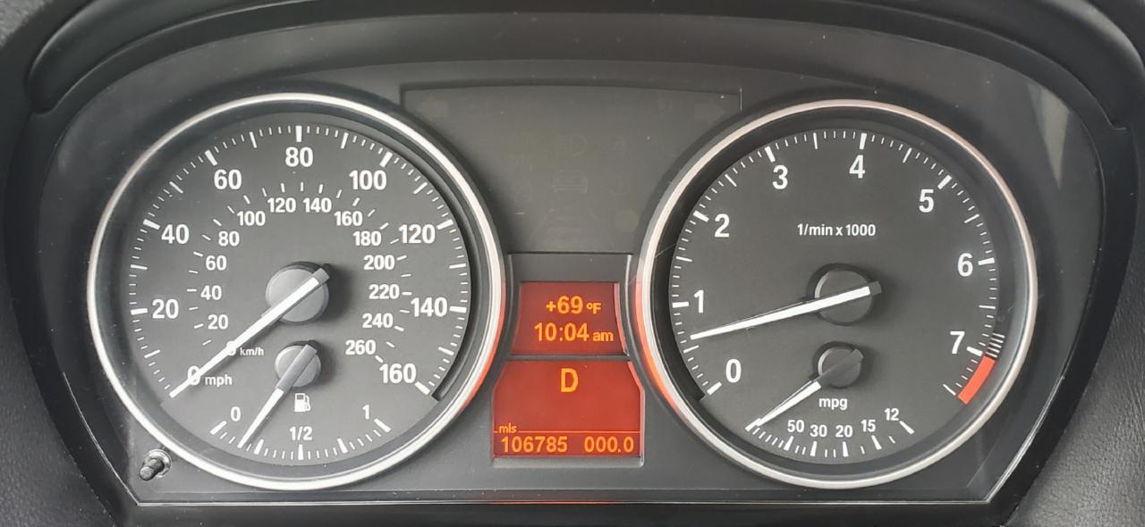BMW 3-Series 328i xDrive 2010