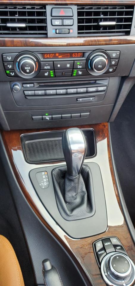 BMW 3-Series 335i Convertible 2011