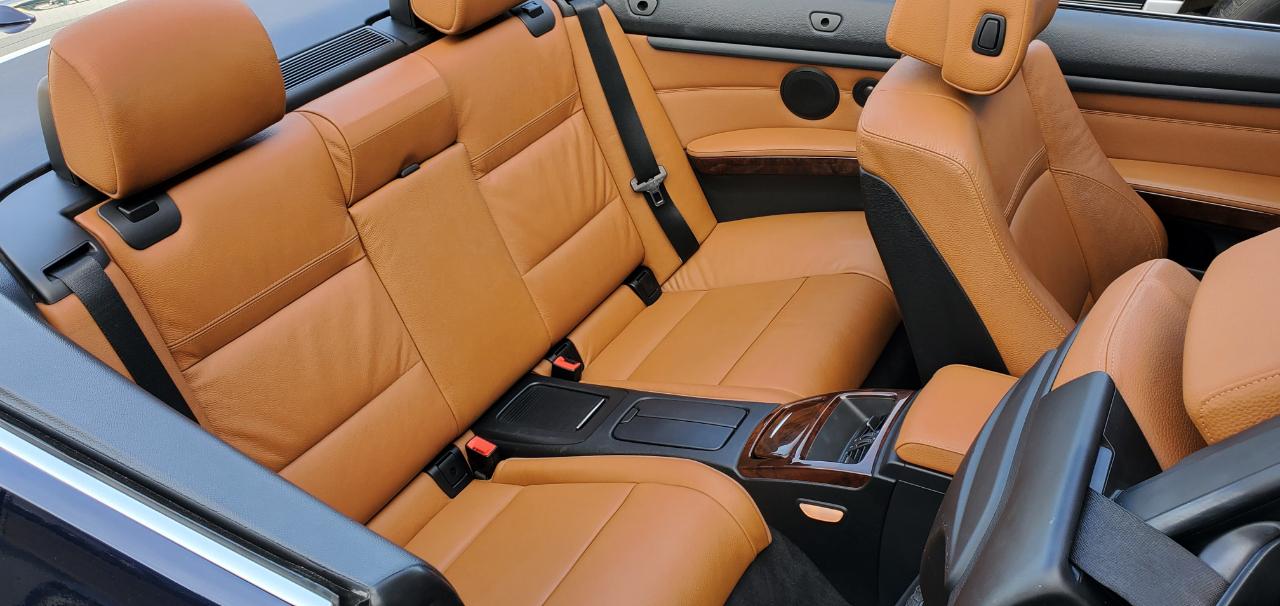 BMW 3-Series 335i Convertible 2011