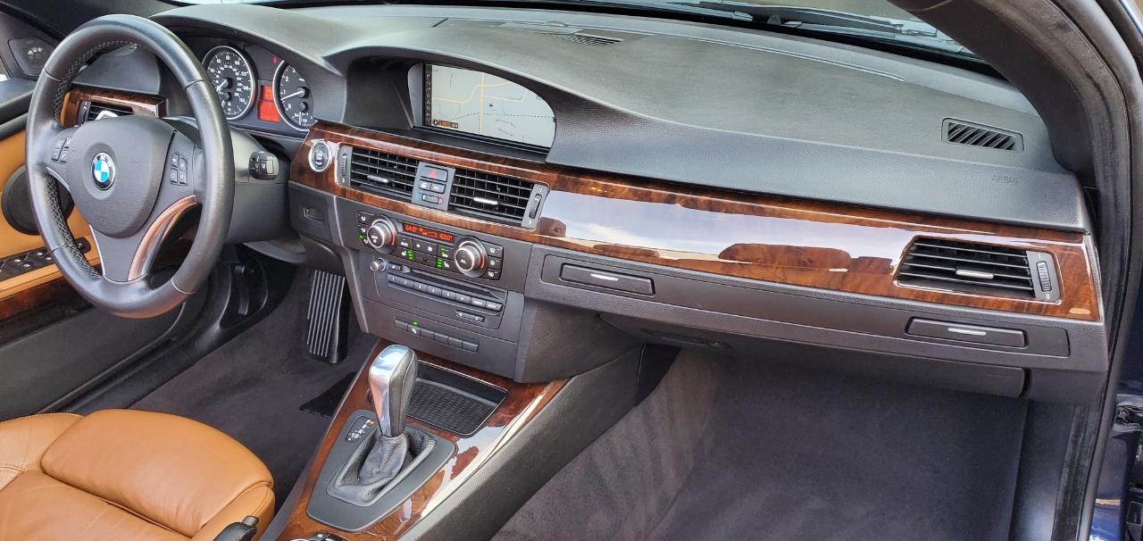 BMW 3-Series 335i Convertible 2011