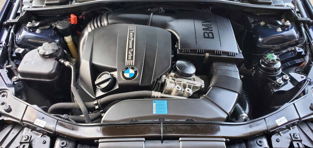 BMW 3-Series 335i Convertible 2011
