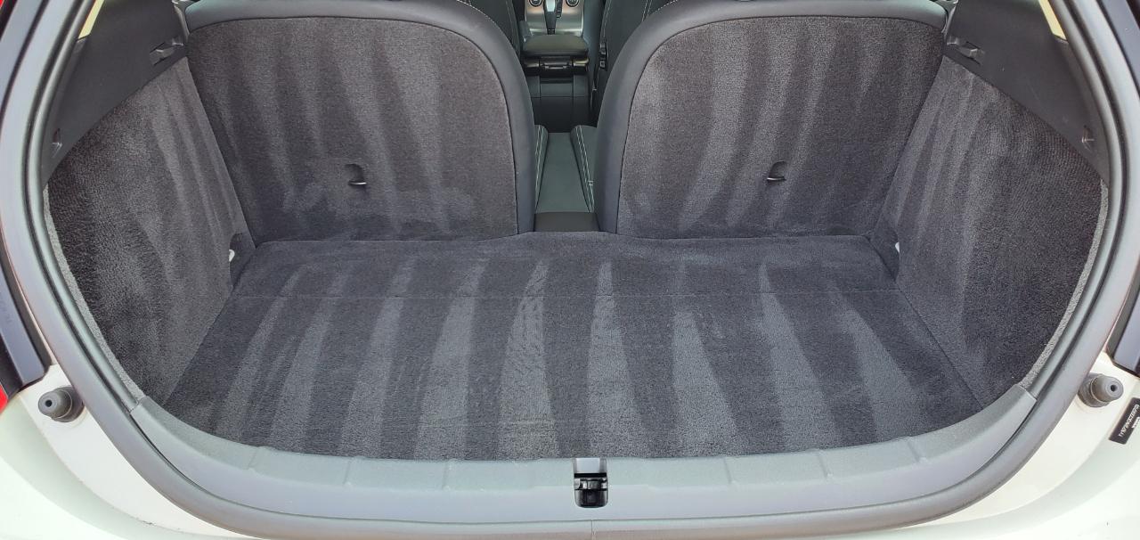 Volvo C30  2012