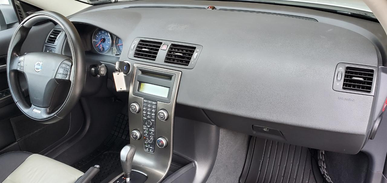 Volvo C30  2012
