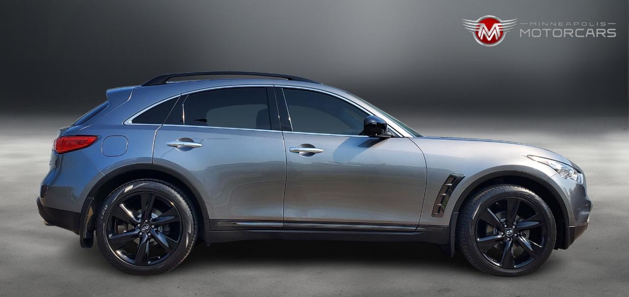 Infiniti QX70  2015