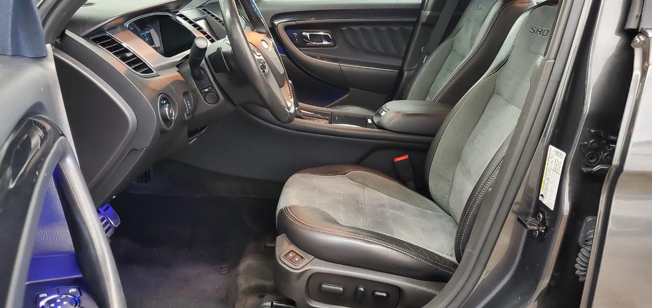 Ford Taurus SHO AWD 2015