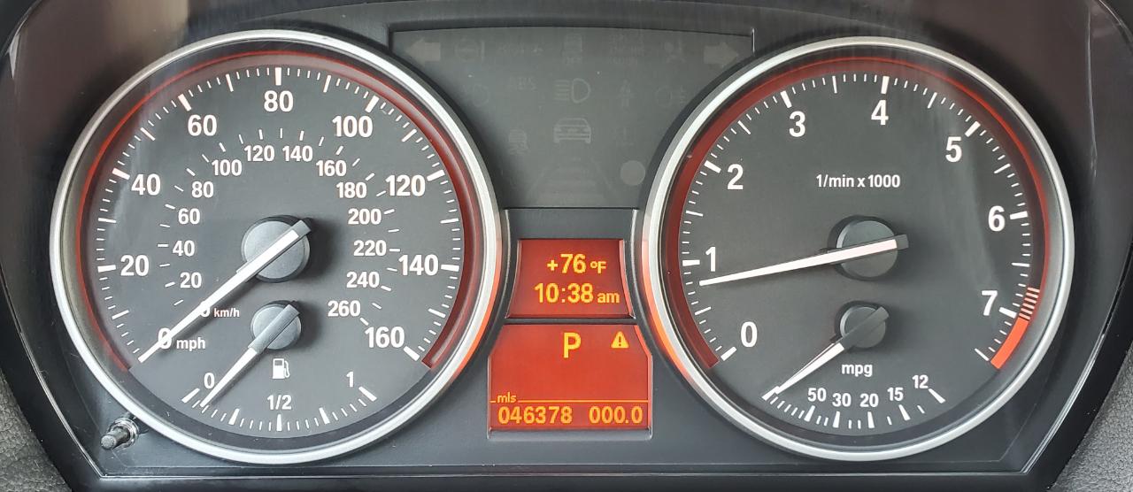 BMW 3-Series 328i xDrive 2011