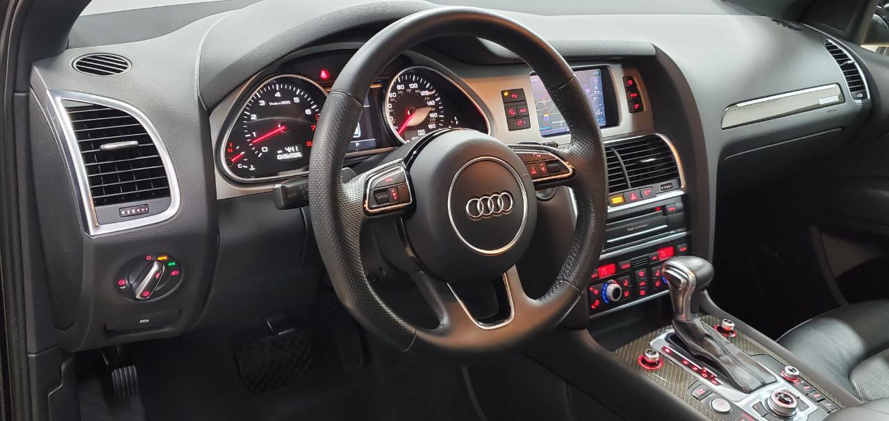 Audi Q7  2015
