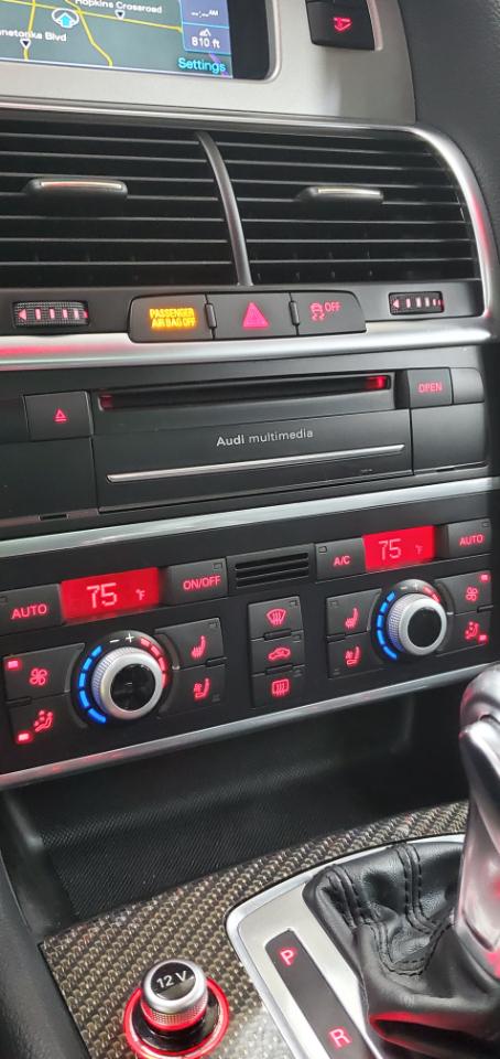 Audi Q7  2015