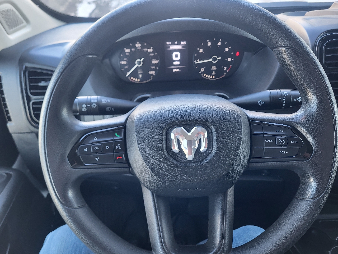 RAM Promaster 2500 Low Roof 2023