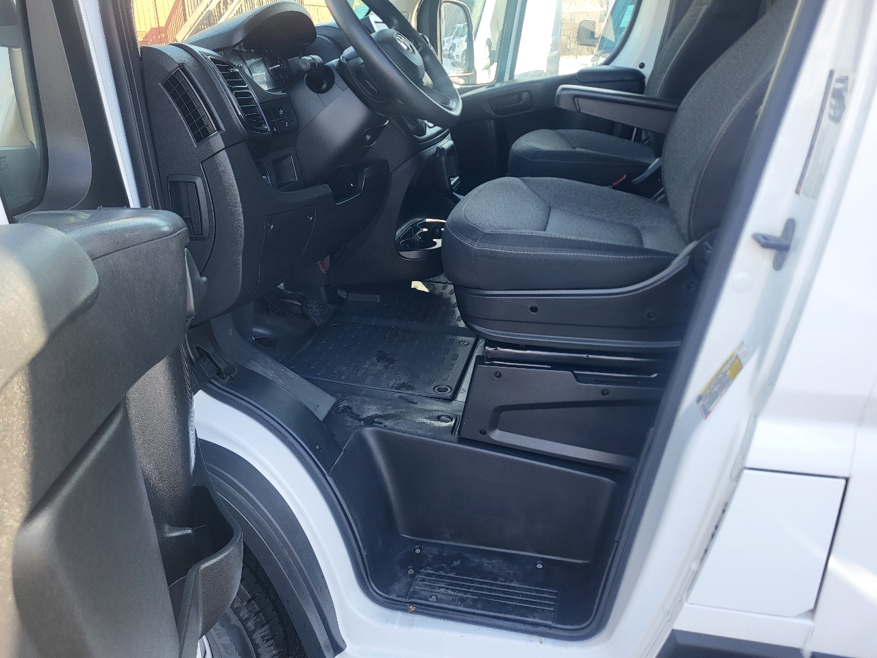 RAM Promaster 2500 Low Roof 2023