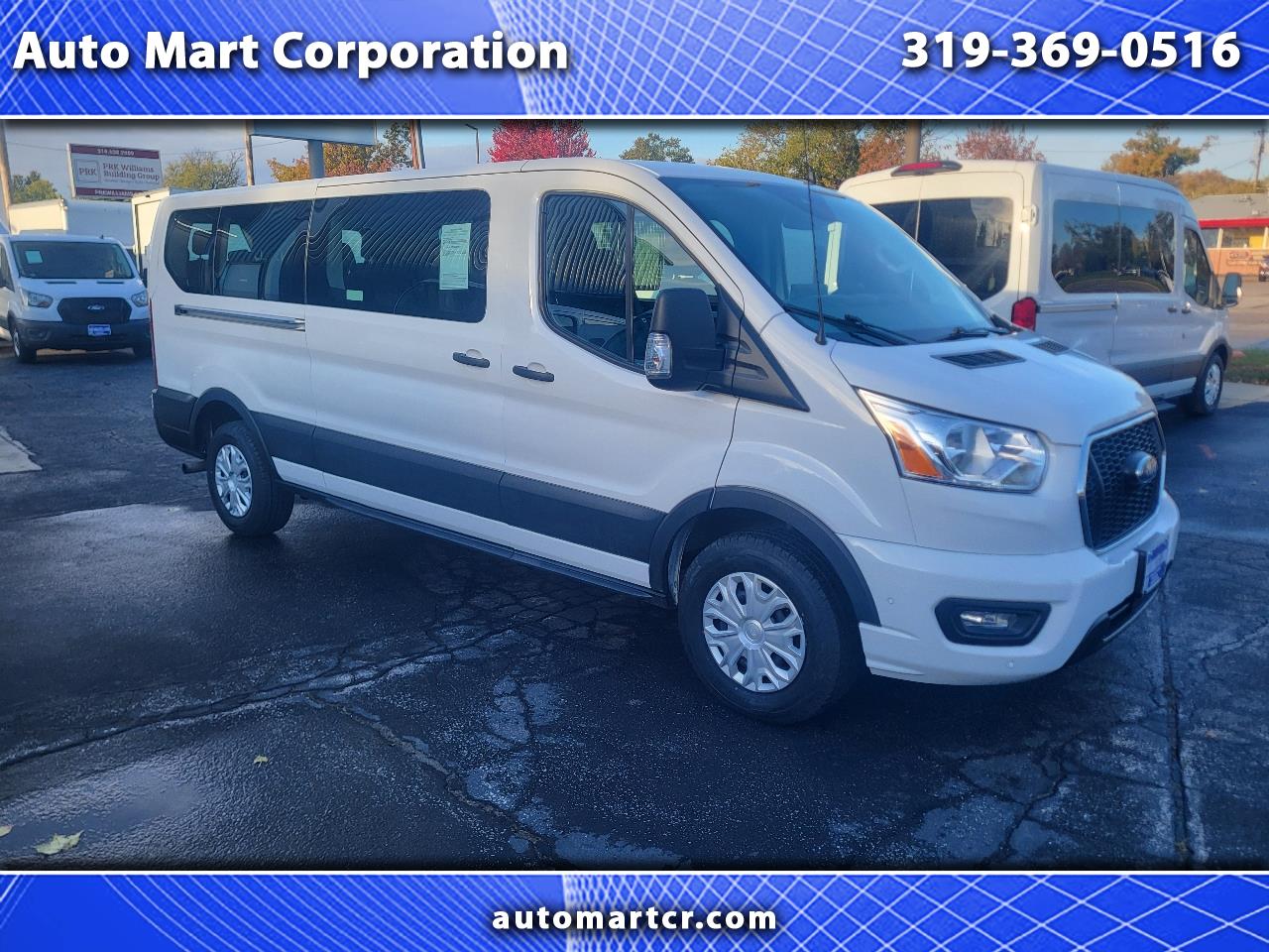 2022 Ford Transit 350 Wagon Low Roof XLT w/Sliding Pass. 148-in. WB