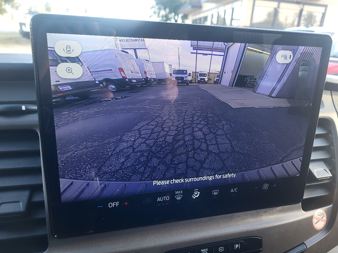 Ford Transit 350 Wagon Low Roof XLT w/Sliding Pass. 148-in. WB 2022 Ford Transit 350 Wagon Low Roof XLT w/Sliding Pass. 148-in. WB 2022