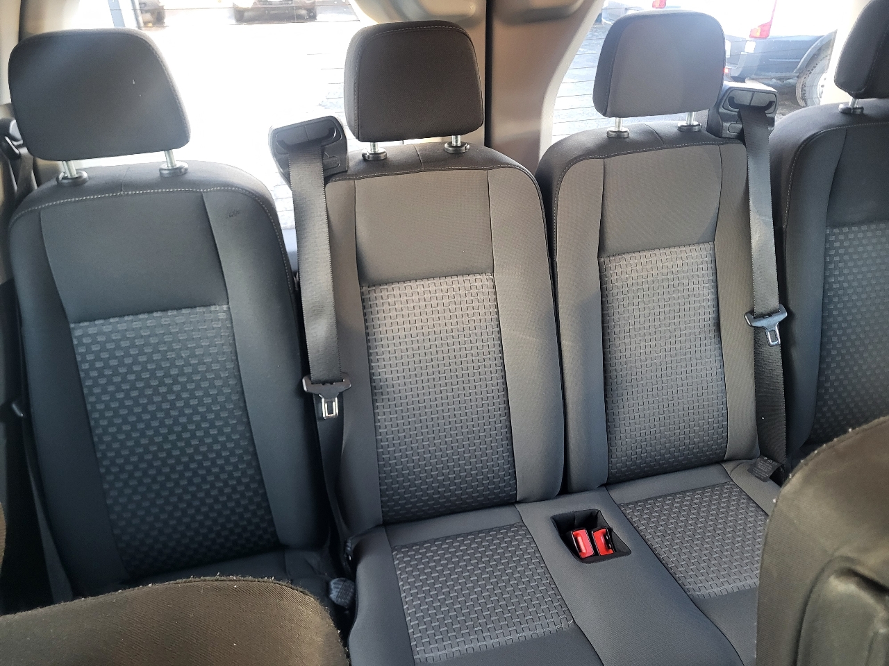 Ford Transit 350 Wagon Low Roof XLT w/Sliding Pass. 148-in. WB 2022 Ford Transit 350 Wagon Low Roof XLT w/Sliding Pass. 148-in. WB 2022