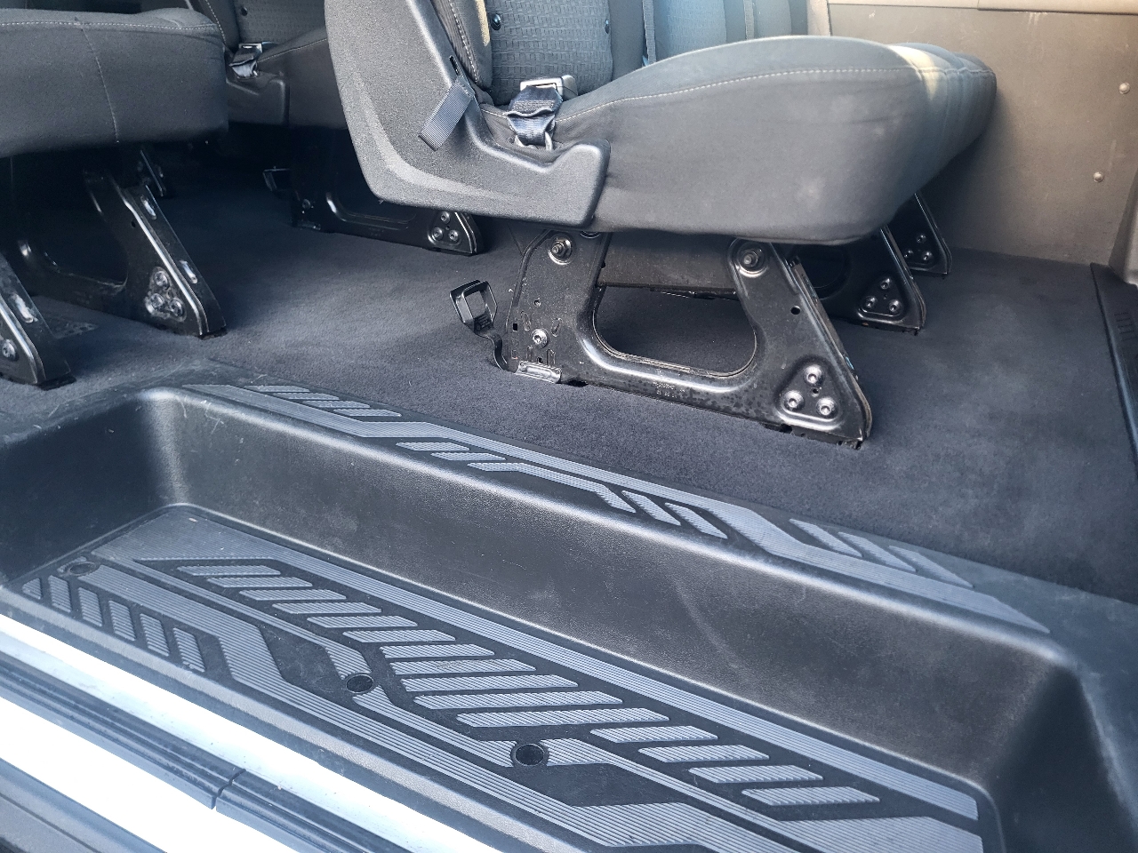 Ford Transit 350 Wagon Low Roof XLT w/Sliding Pass. 148-in. WB 2022 Ford Transit 350 Wagon Low Roof XLT w/Sliding Pass. 148-in. WB 2022