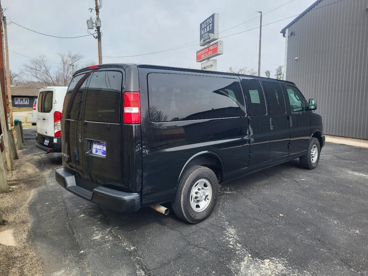 Chevrolet Express LS 3500 Extended 2020