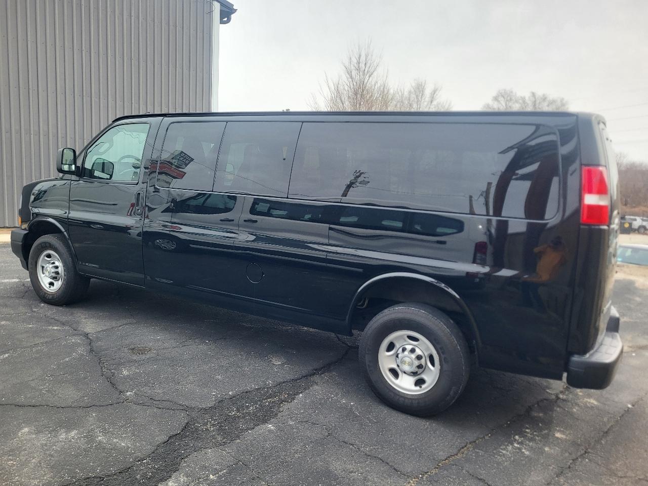 Chevrolet Express LS 3500 Extended 2020