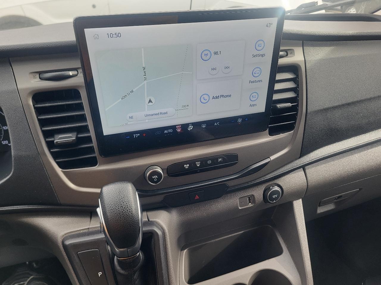 Ford Transit 350 Wagon Low Roof XLT w/Sliding Pass. 148-in. WB 2022