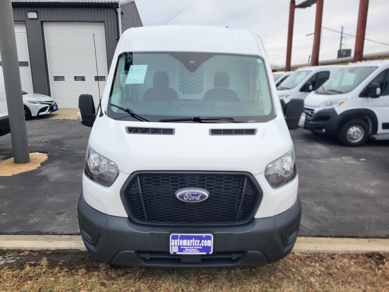 Ford Transit 250 Van Med. Roof w/Sliding Pass. 148-in. WB 2022