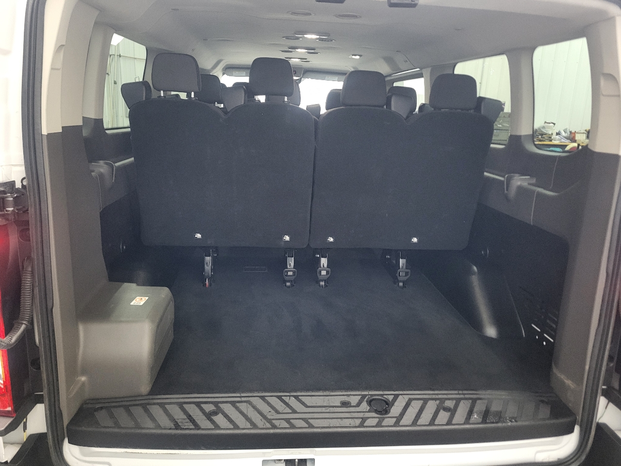 Ford Transit 350 Wagon Low Roof XLT w/Sliding Pass. 148-in. WB 2023