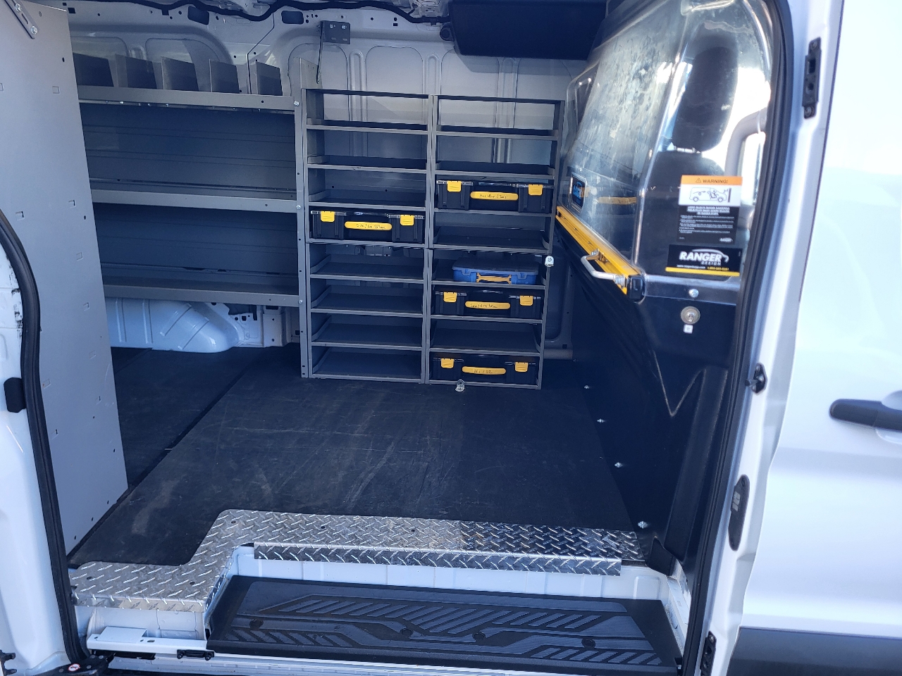 Ford Transit 250 Van Low Roof w/Sliding Pass. 130-in. WB 2022