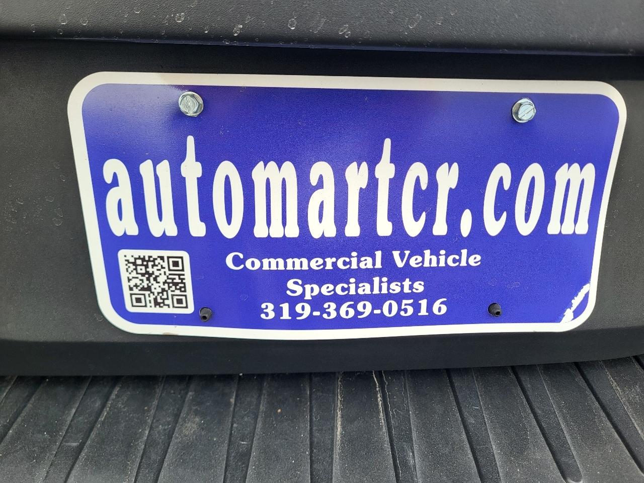 Ford Transit 250 Van Low Roof w/Sliding Pass. 130-in. WB 2022