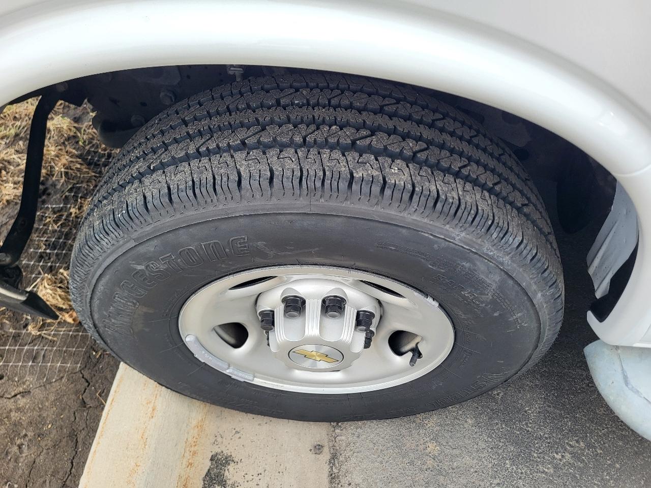 Chevrolet Express 2500 Cargo 2024