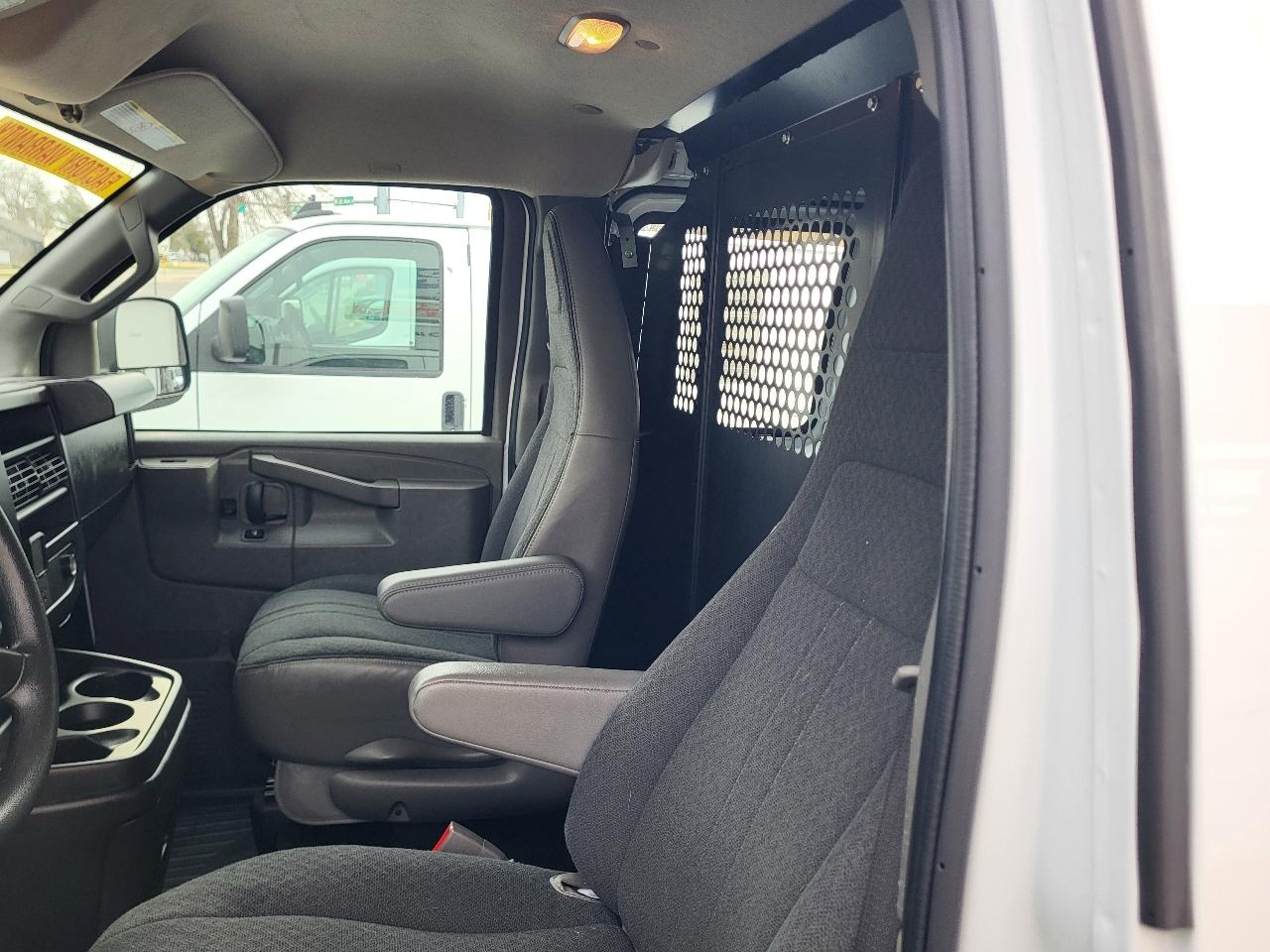 Chevrolet Express 2500 Cargo 2024