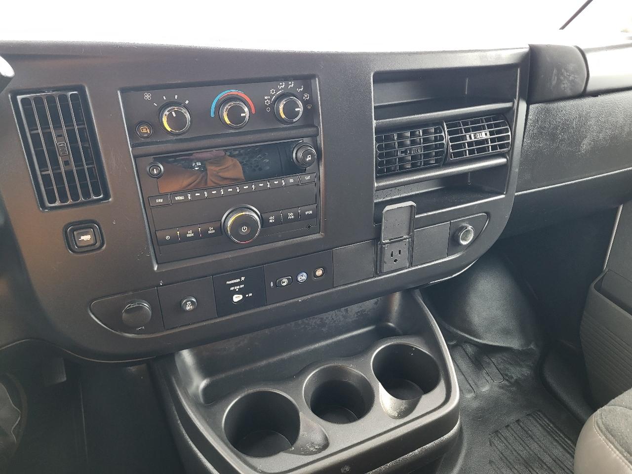 Chevrolet Express 2500 Cargo 2024