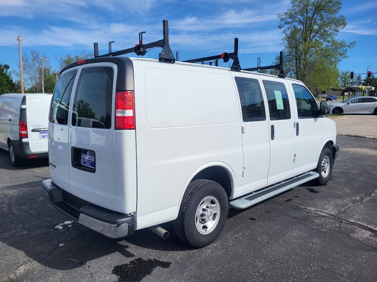 Chevrolet Express 2500 Cargo 2024