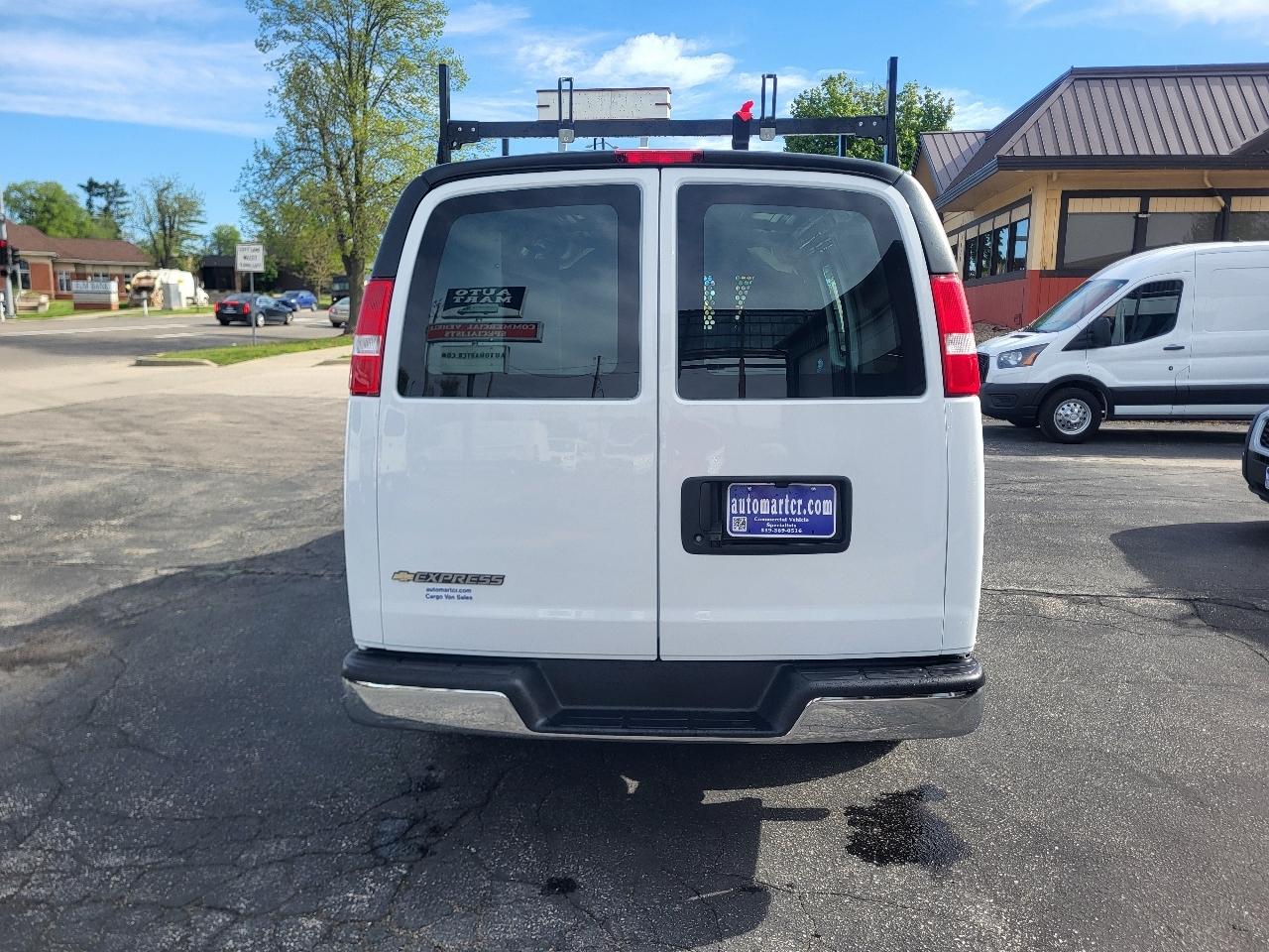 Chevrolet Express 2500 Cargo 2024