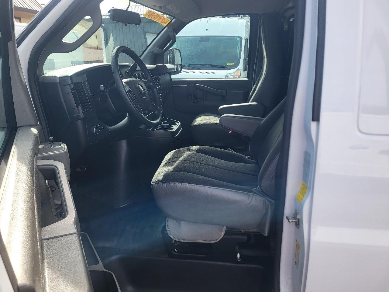 Chevrolet Express 2500 Cargo 2024
