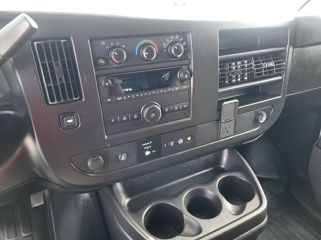 Chevrolet Express 2500 Cargo 2024