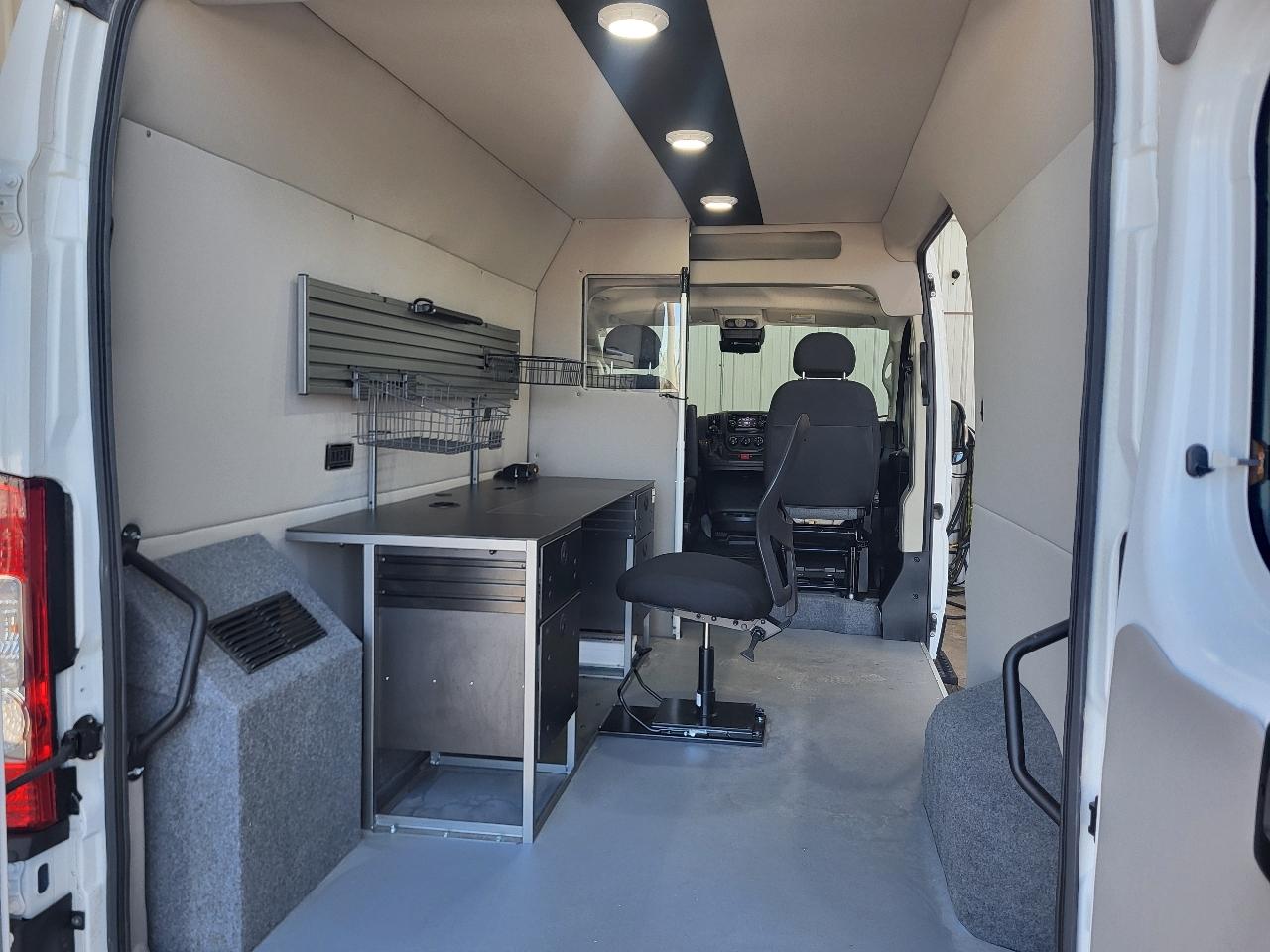 Chevrolet Express 2500 Cargo 2024