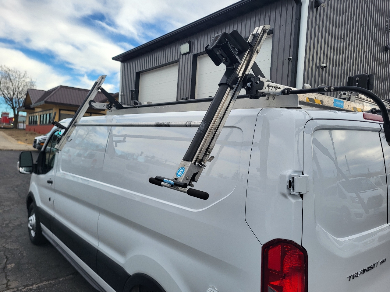 Ford Transit 150 Van Low Roof w/Sliding Pass. 148-in. WB 2021