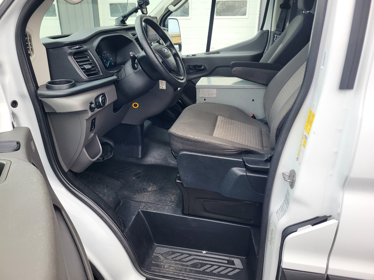 Ford Transit 150 Van Low Roof w/Sliding Pass. 148-in. WB 2021