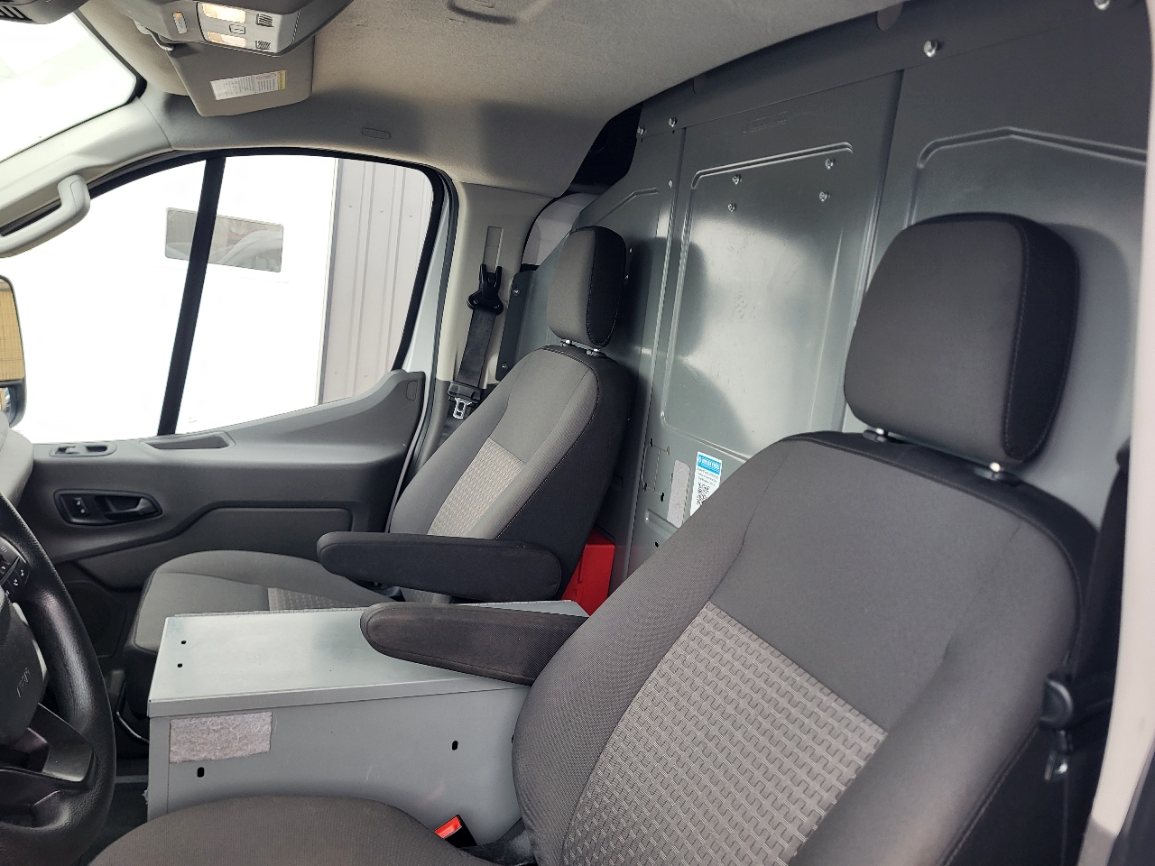 Ford Transit 150 Van Low Roof w/Sliding Pass. 148-in. WB 2021