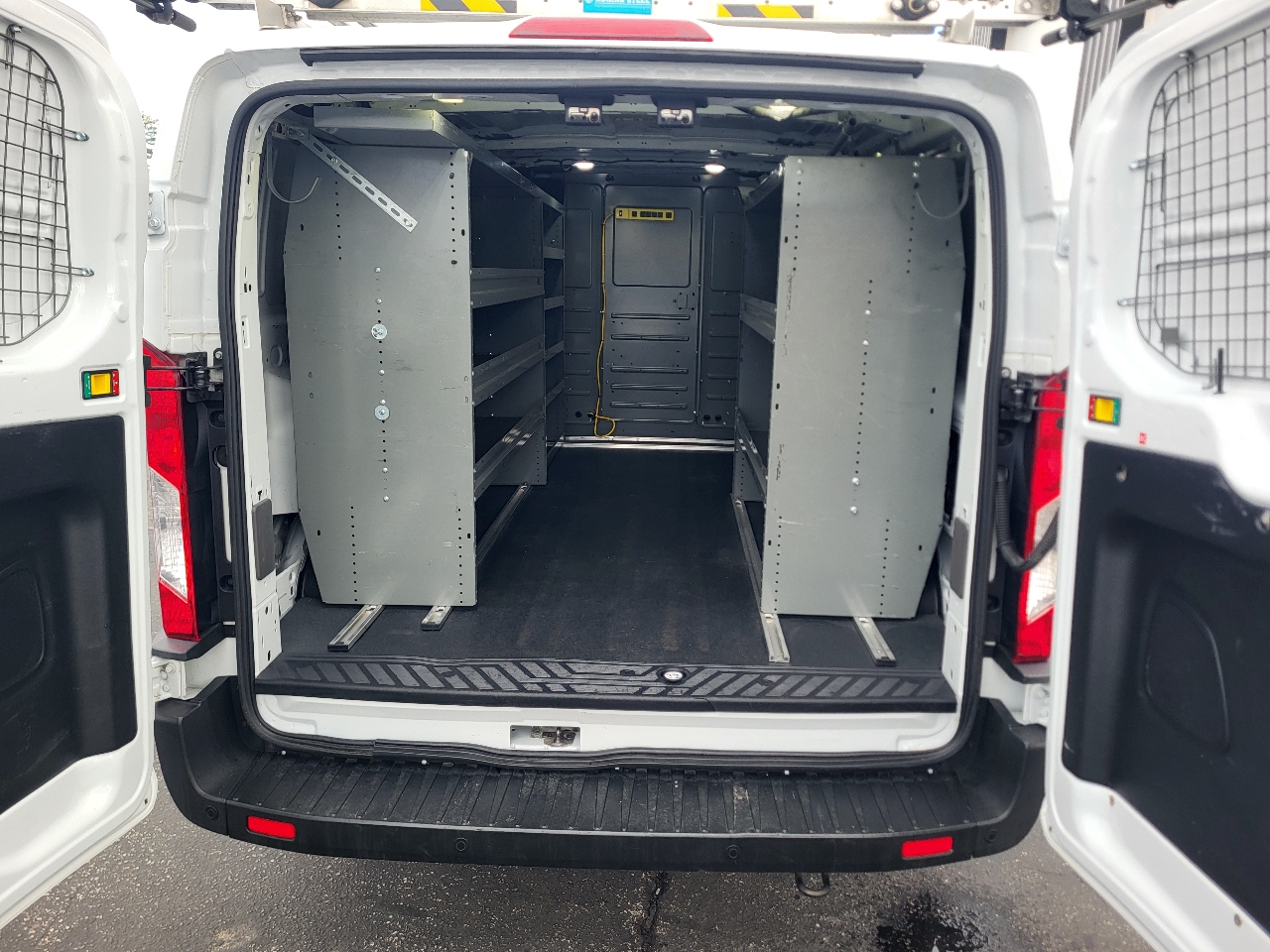 Ford Transit 150 Van Low Roof w/Sliding Pass. 148-in. WB 2021