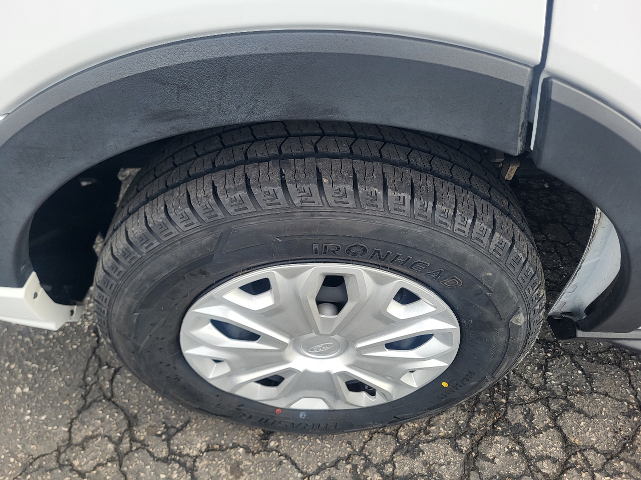 Ford Transit 350 Wagon Low Roof XLT w/Sliding Pass. 148-in. WB 2023