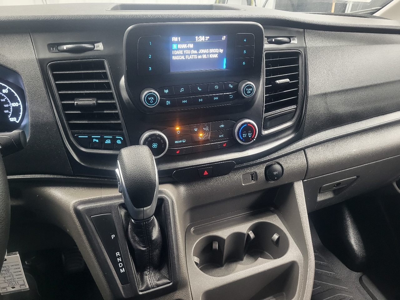 Ford Transit 150 Van Low Roof w/Sliding Pass. 130-in. WB 2023