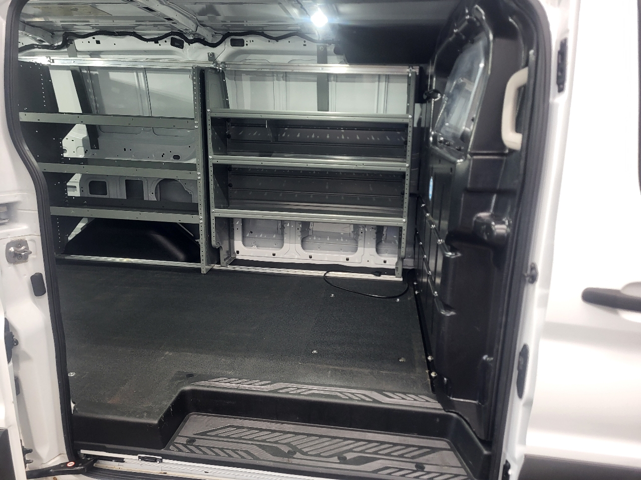 Ford Transit 150 Van Low Roof w/Sliding Pass. 130-in. WB 2023
