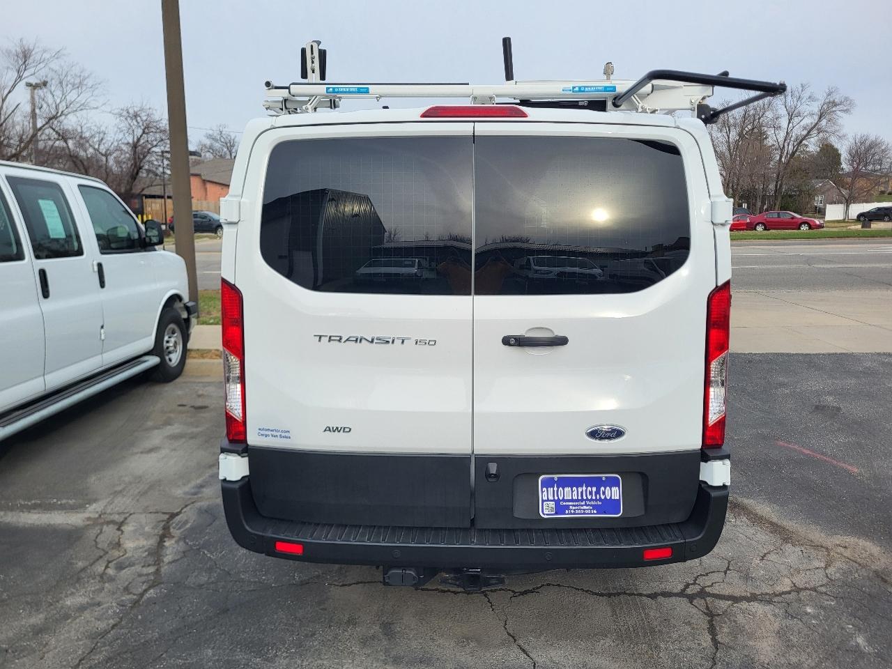 Ford Transit 150 Van Low Roof w/Sliding Pass. 130-in. WB 2023