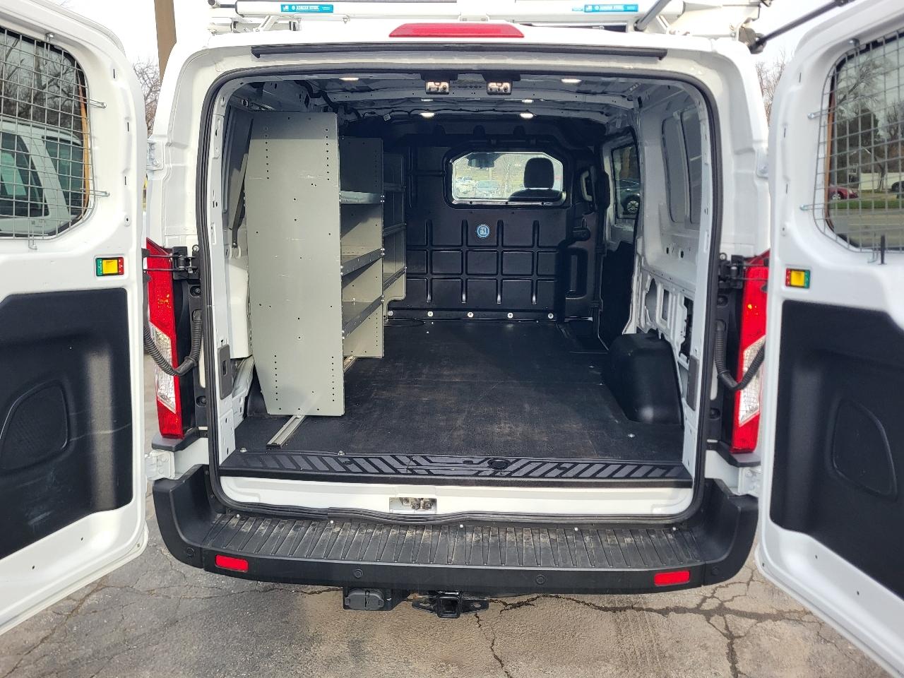 Ford Transit 150 Van Low Roof w/Sliding Pass. 130-in. WB 2023