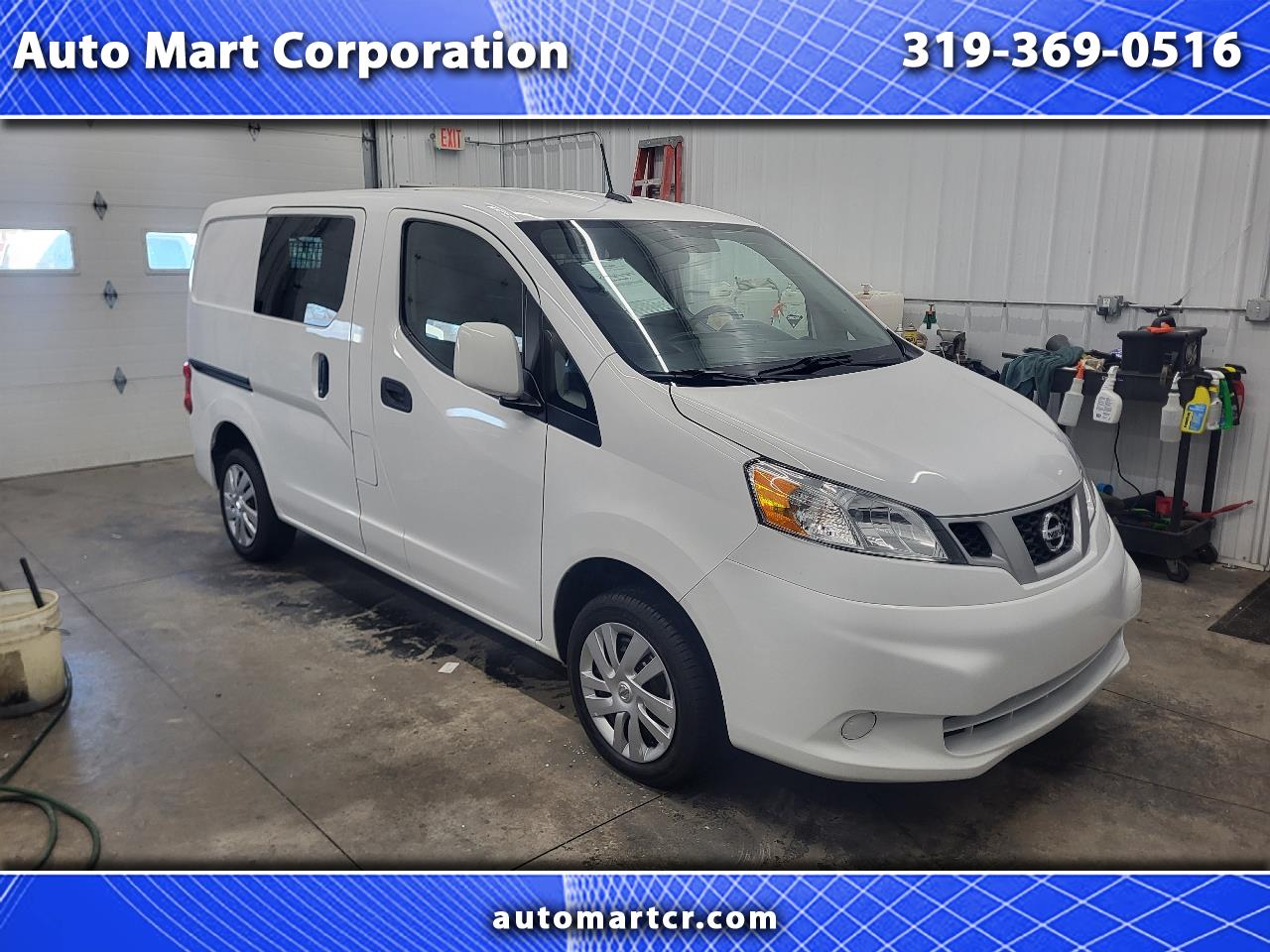 2021 Nissan NV200 SV