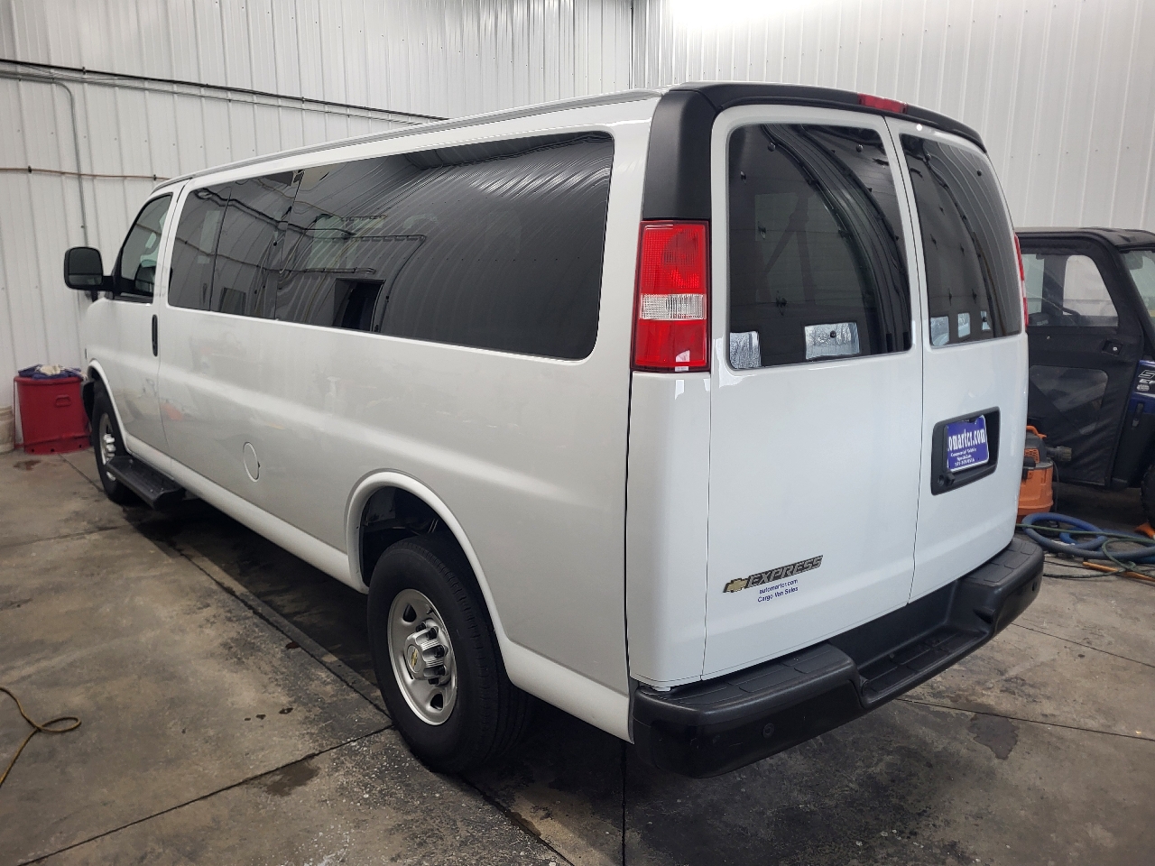 Chevrolet Express LS 3500 Extended 2023