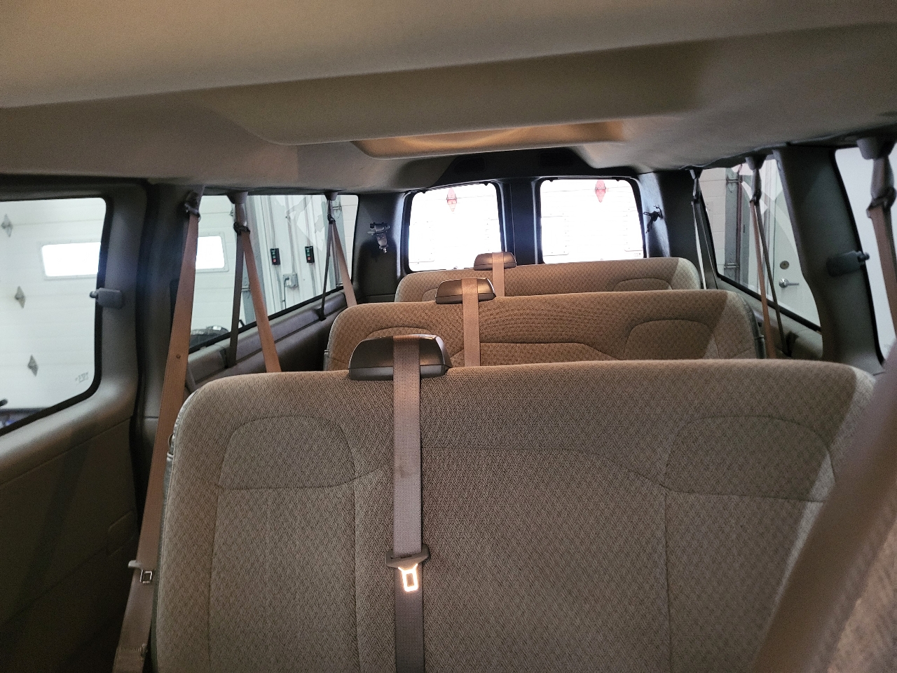 Chevrolet Express LS 3500 Extended 2023