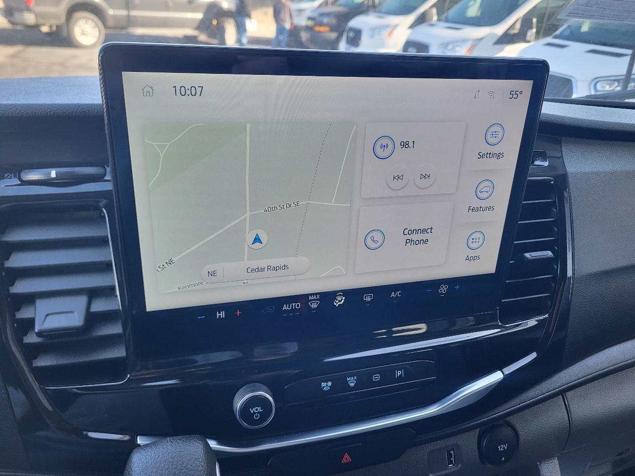 Ford Transit 350 Wagon Low Roof XLT w/Sliding Pass. 148-in. WB 2023